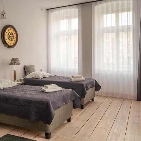 Apartamenty Na Starowce Kalisz  Bagian luar foto