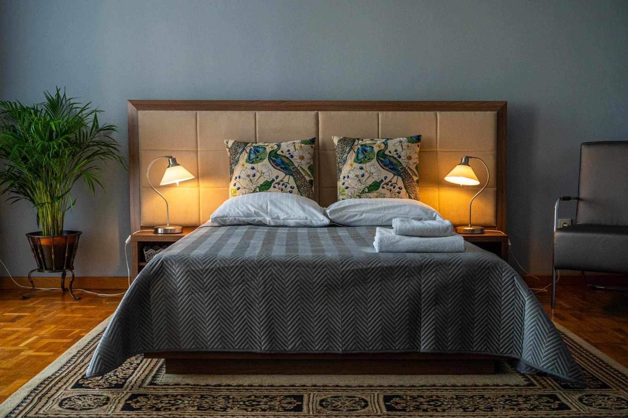 Apartamenty Na Starowce Kalisz  Bagian luar foto